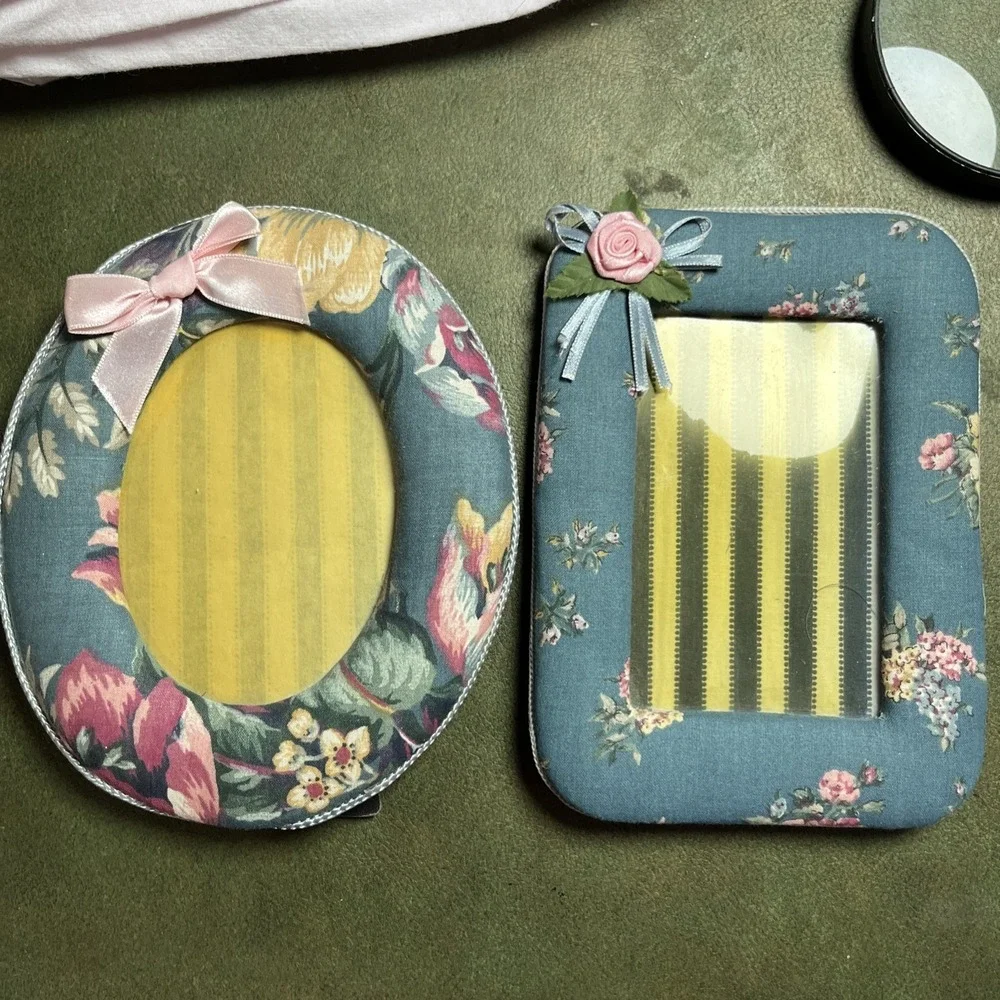 Fabric Lace‎ Bow Picture Photo Frames Vintage 1980's 2 Frames